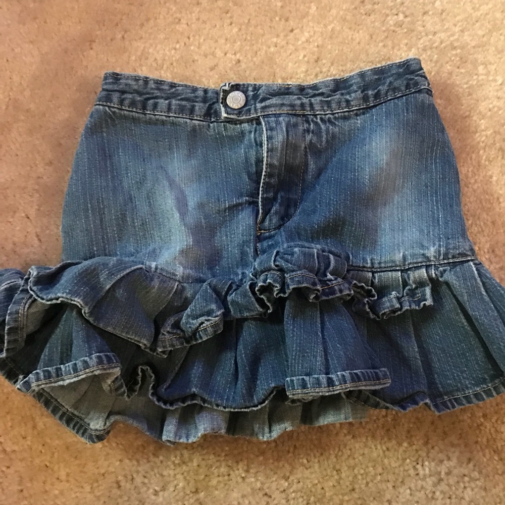 Skirts - Picture 4 of 5